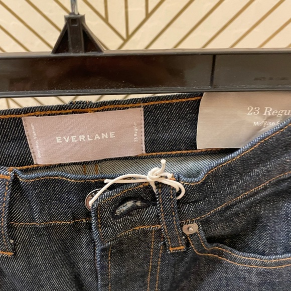 SOLD Everlane Mid Rise skinny jeans dark indigo 23 reg - Picture 4 of 4